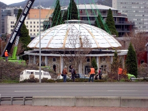 La construction du nouvel équipement baha’í de Hobart combine les principes d’économie d’énergie, de préservation des ressources en eau et d’utilisation de matériaux non toxiques et recyclables.